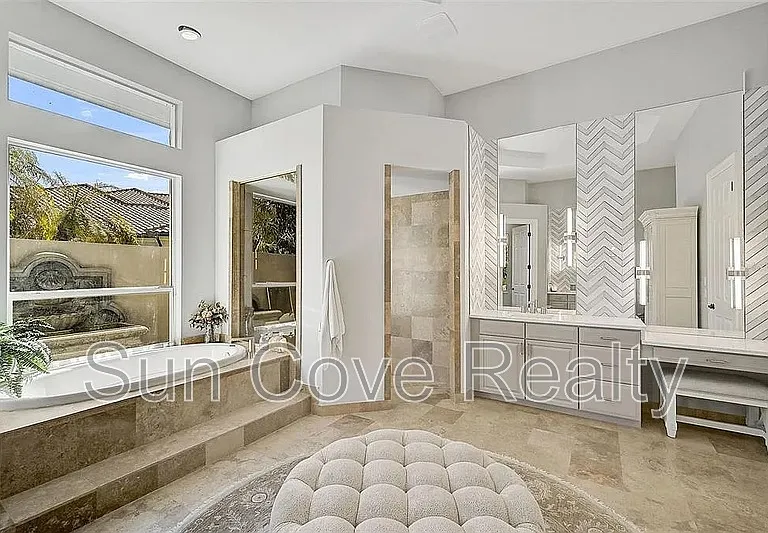 854 Macewen Dr — Photo 23