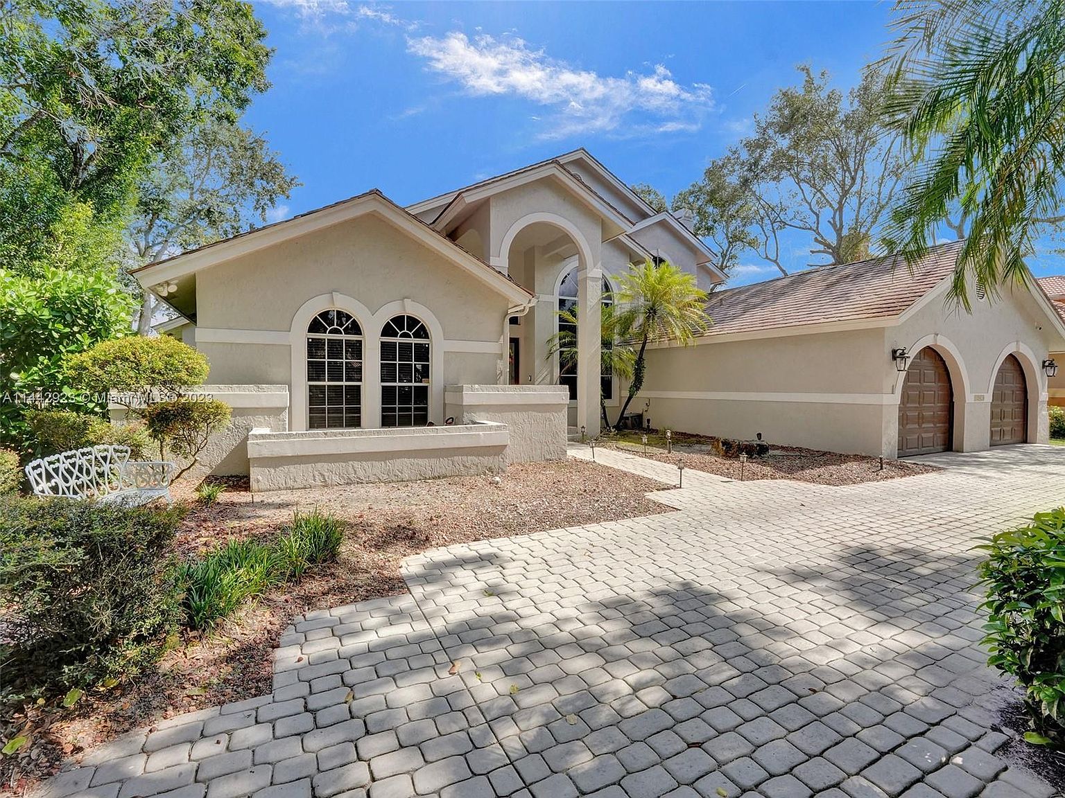 12020 Eagle Trace Blvd N