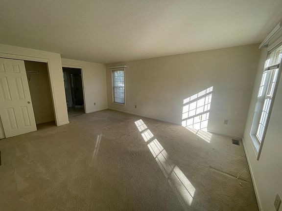 5th image of 227 Pulpit Rd