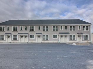 89 W Main St, Northborough, MA 01532