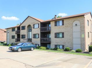 9528 Woodland Hills Dr, Hamilton, OH 45011