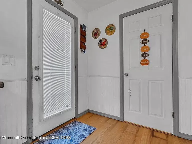 1725 3rd Ave — Photo 21
