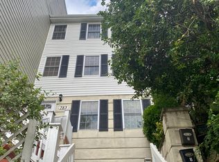 783 Irving St NW #1, Washington, DC 20010