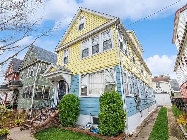 10958 Liverpool St, Jamaica, NY 11435