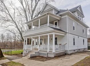 44 Eagle St, Springfield, MA 01107