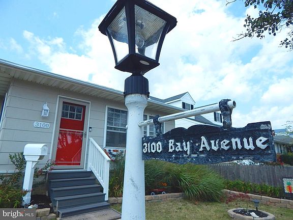 2nd image of 3100 Bay Ave