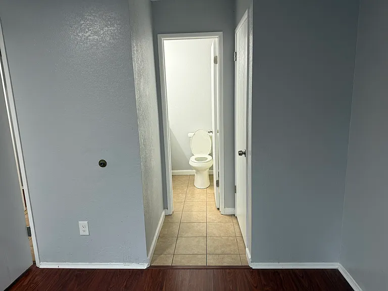 9433 Fox Creek Dr #9433 — Photo 13