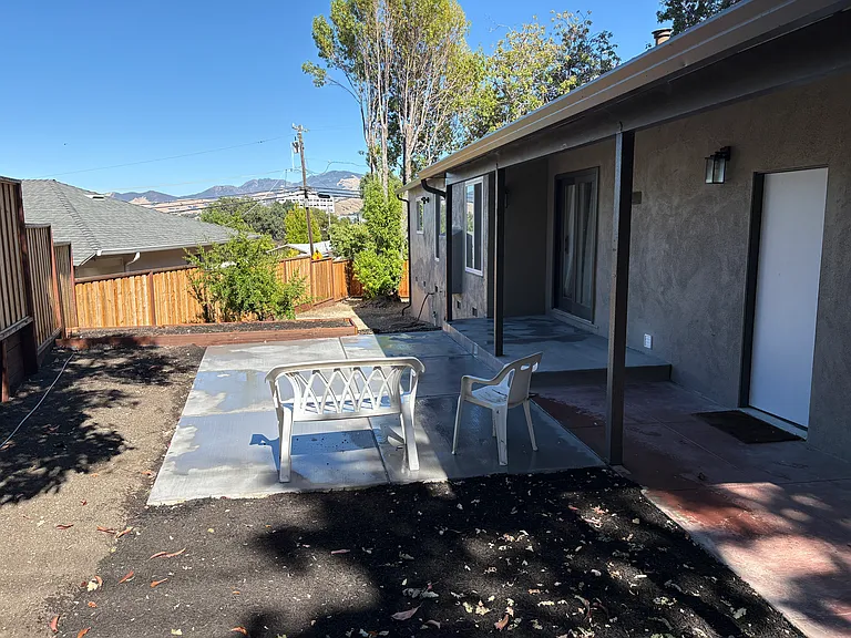 2300 Overlook Dr — Photo 8