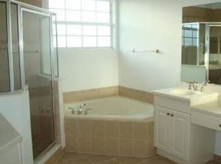 119 Lancaster Rd, Boynton Beach, FL 33426