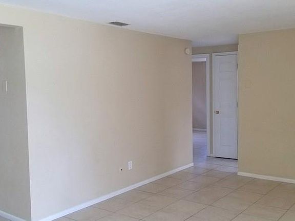 5th image of 2329 Chancery Dr
