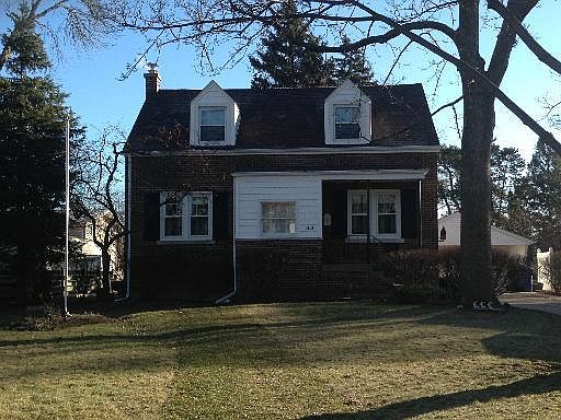 1st image of 1415 Margret St