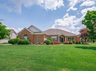 51360 Coveside Dr, Granger, IN 46530
