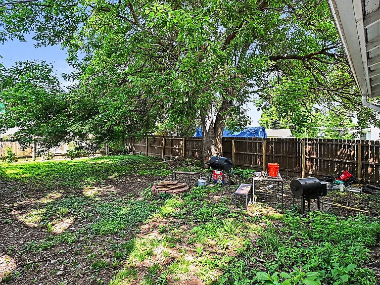 2818 N 45th St — Photo 22