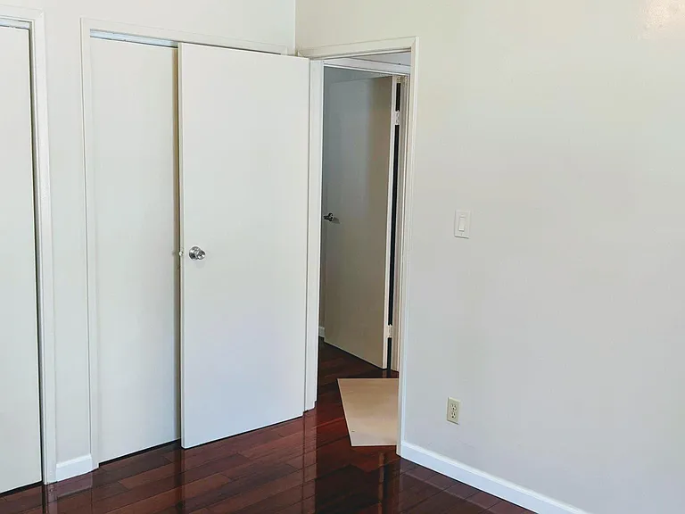 4027 Maybelle Ave #B — Photo 12