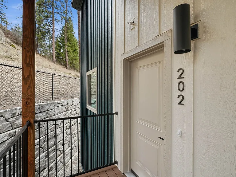 1808 N 15th St #101 — Photo 43