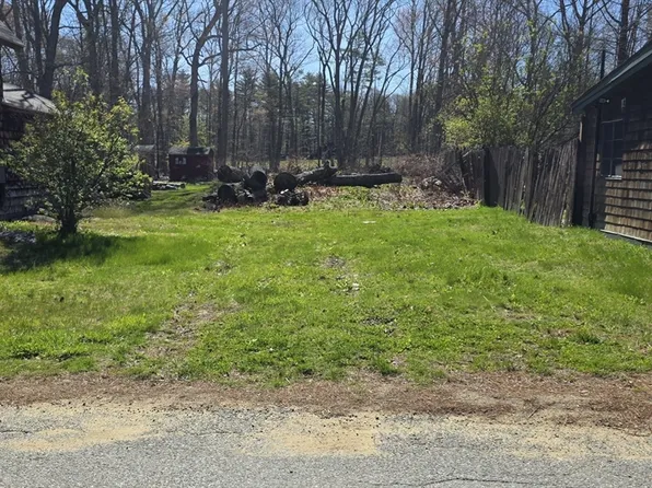 23 Chestnut Ave, Sterling, MA 01564