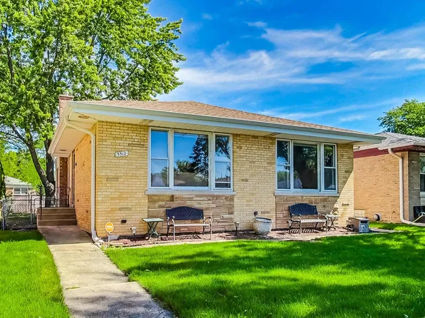 3312 Crain St, Skokie, IL 60076