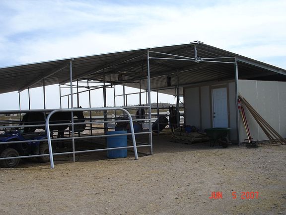 horse stalls and tackroom