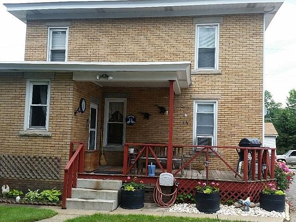 3rd image of 1319 N River Ave