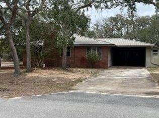 21 5th Ave, Shalimar, FL 32579