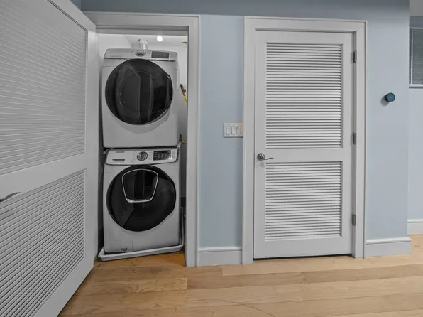 8917 River Road image 15 of 21