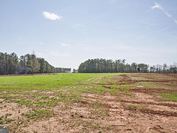 5th image of 449 McMullen Rd