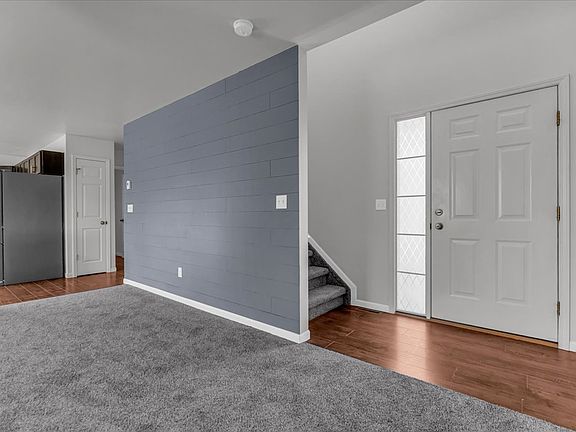 3rd image of 6453 Misty Ct