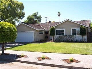 1st image of 1650 Glenroy Dr