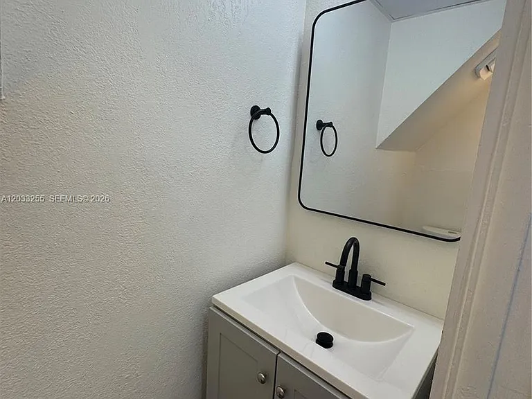 3011 SW 1st Ave #9 — Photo 7