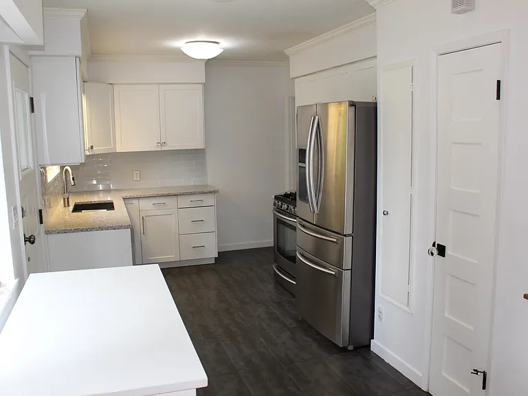 9686 Princess Dr #UPPER — Photo 6