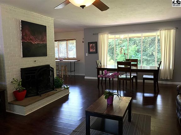 5th image of 3015 Pine Hill Pl