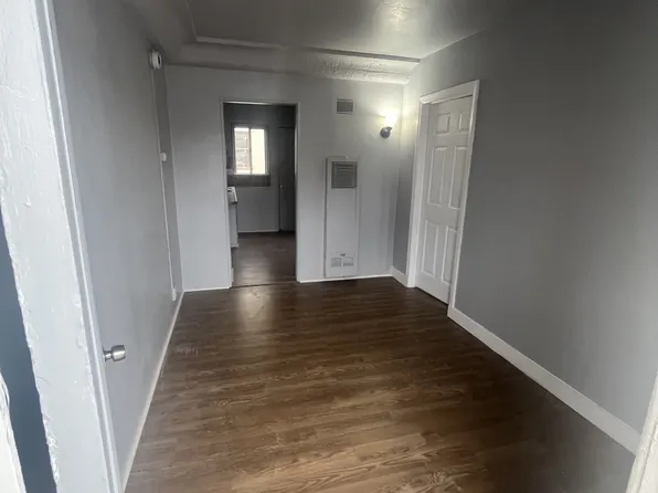 228 W F St, Wilmington, CA 90744