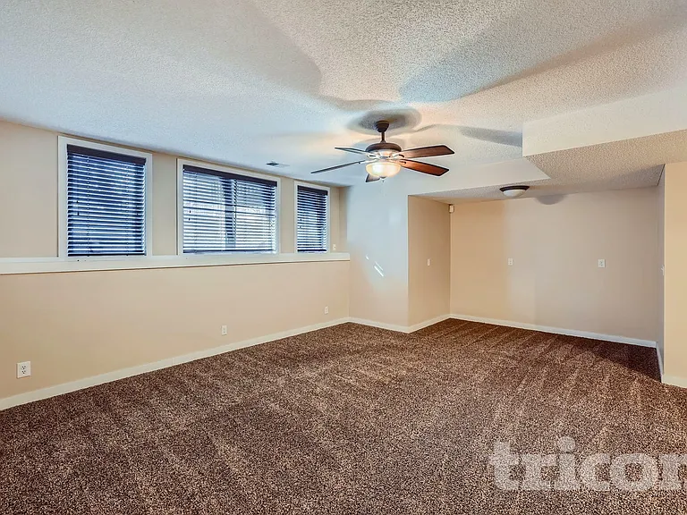 5 Oak Shore Dr — Photo 10