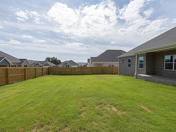 5th image of 111 Magazine St