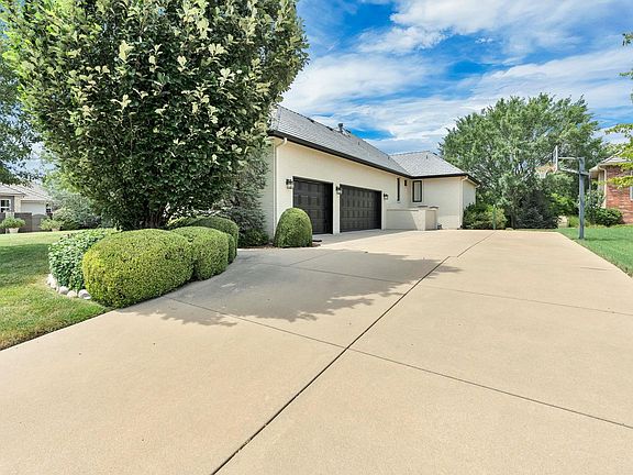 3rd image of 1962 N Red Brush Ct