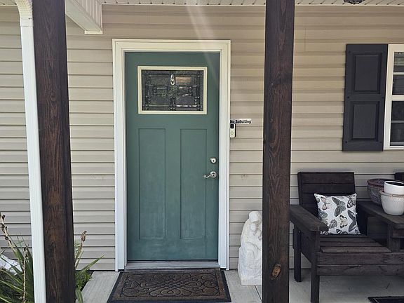 2nd image of 219 Loren Road