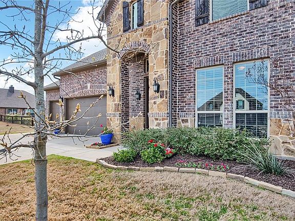 2nd image of 7818 Meadow Grove Dr