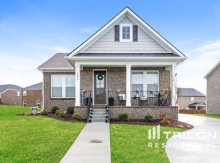 7013 Park Knoll Ln, Mount Juliet, TN 37122