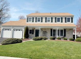 671 Atkinson Ln, Langhorne, PA 19047
