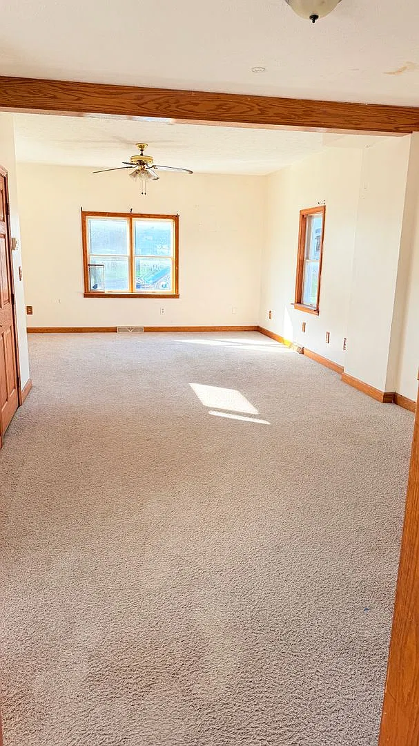 2 bedroom single family home ready now! — Photo 3