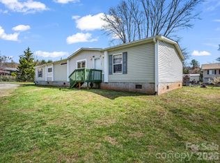 120 Quiet Stream Ln, Hendersonville, NC 28791