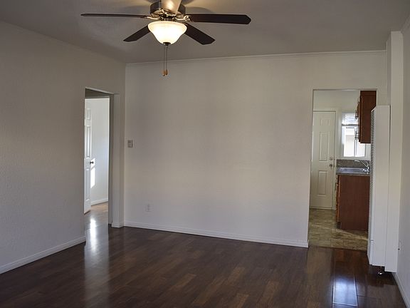 3rd image of 903 Mariposa St APT H