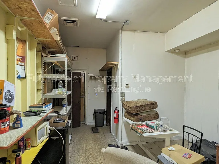 825 W Jefferson St — Photo 6