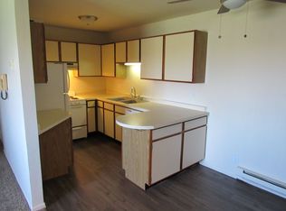 4042 S Pine Ave #10, Milwaukee, WI 53207