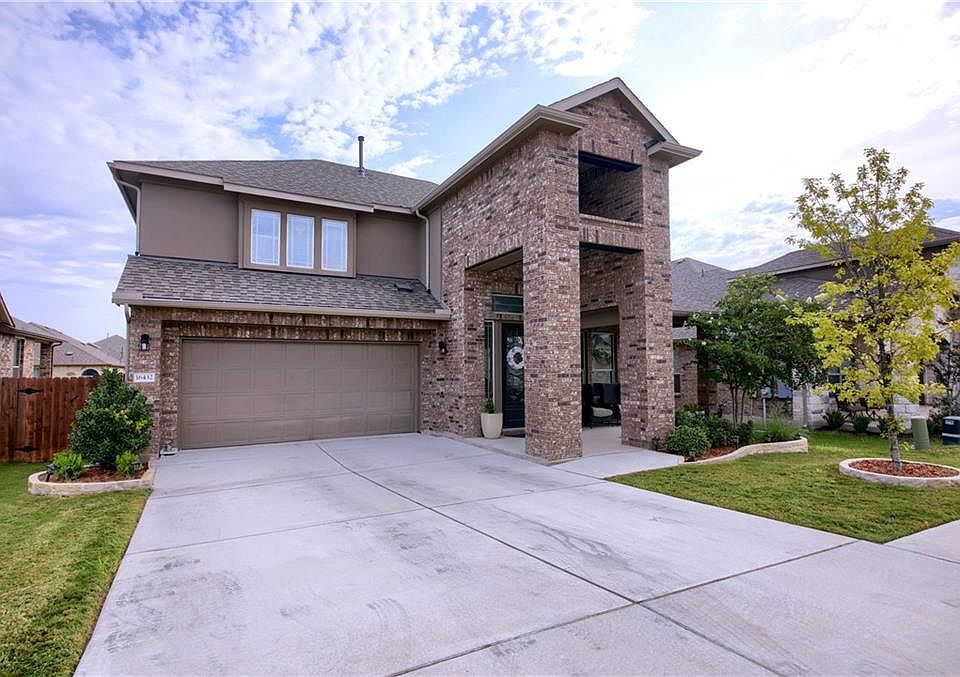 1st image of 16432 Pienza Dr