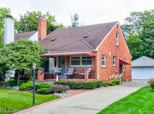 1515 Mansfield Rd, Birmingham, MI 48009