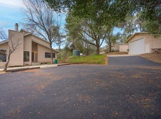 10727 Pekolee Dr, Grass Valley, CA 95949