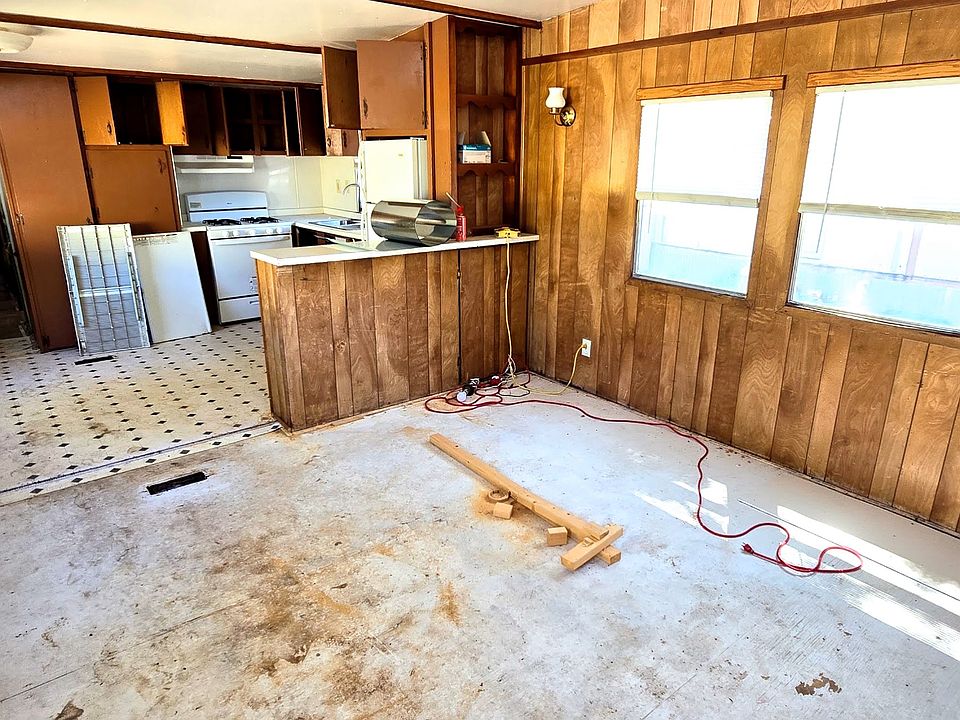 2nd image of 1216 W Aztec Blvd #At58