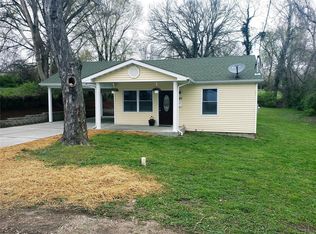 221 N 4th St, Festus, MO 63028