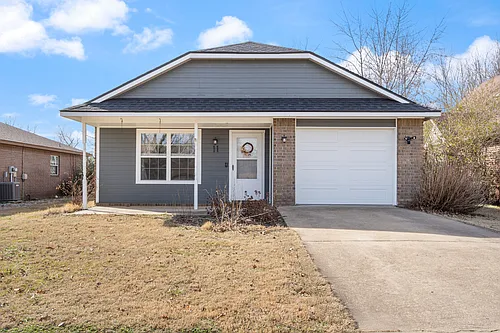 11 Jordan Ln Photo 1